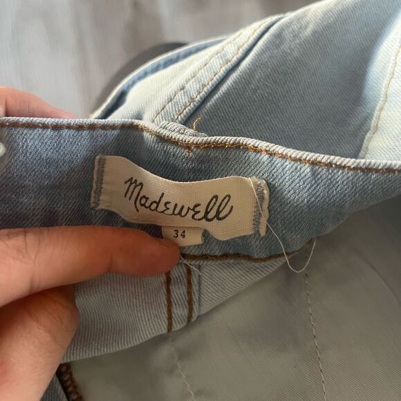 Madewell Relaxed Fit Denim Shorts - Picture 4 of 4